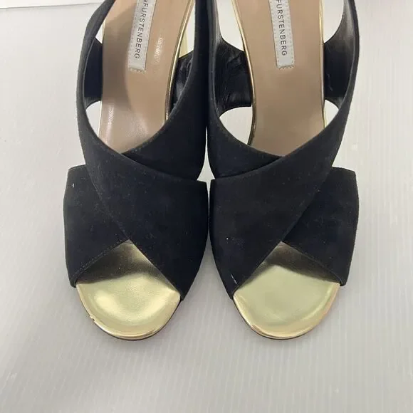 Diane von Furstenberg Vick Cross Sandals Size 9 Suede Leather Gold Heel Italy - Picture 4 of 9